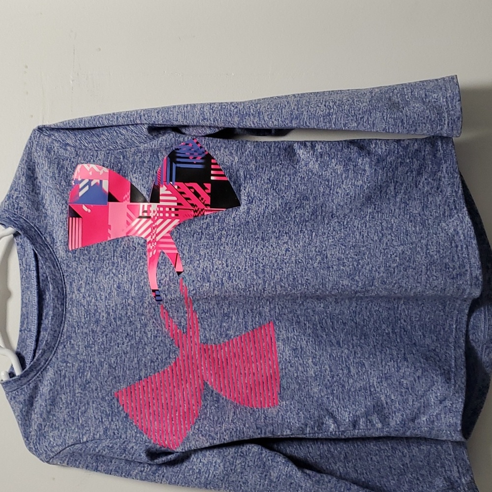 Size 5 Girls Under Armour long sleeve shirt